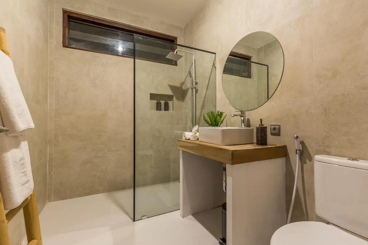 Villa Bunga 1 سمينياك 0*,  إندونيسيا